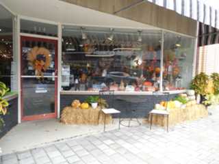 Gehlhausen's Flower's & Flowers